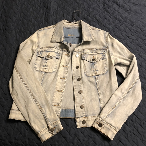 Kut from the Kloth Jackets & Blazers - Light wash Denim Jacket